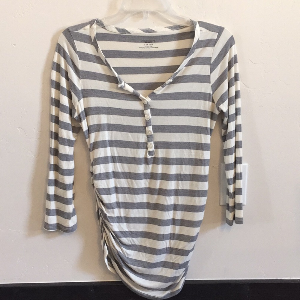 Motherhood Maternity 3/4 sleeve shirt!